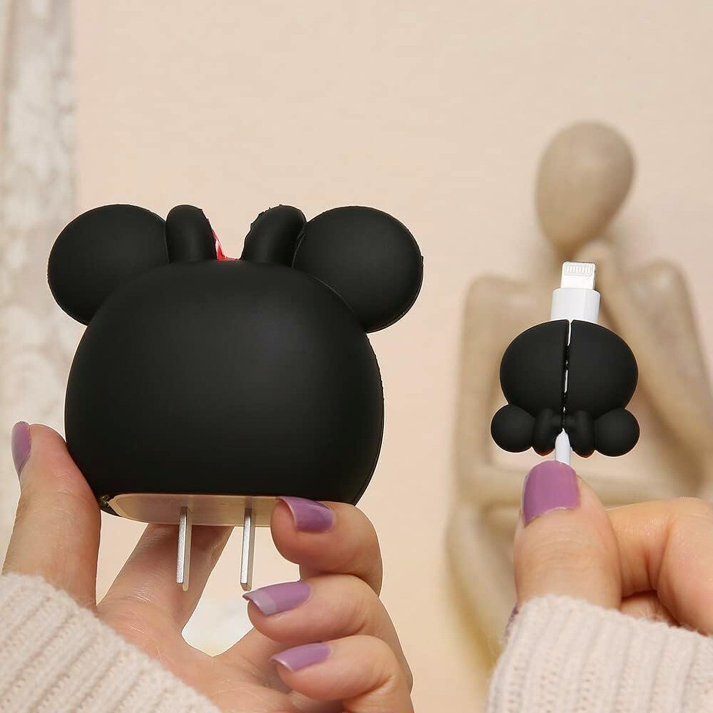 Minnie Mouse Red Bow 18W/20W iPhone Charger Cover – Playful Protection with Cute Design