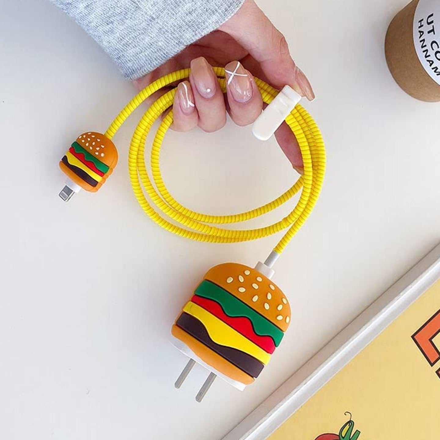 Burger 18W/20W iPhone Charger Cover – Playful Protection with Cute Design